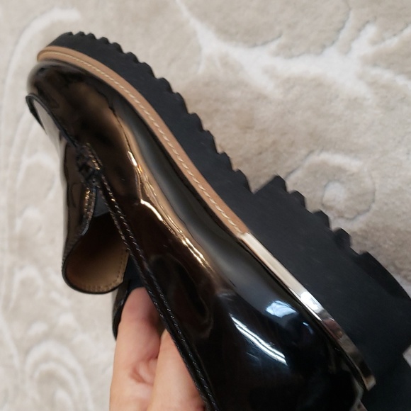 Franco Sarto Cypress Shiny Black Patent Loafers Tread Sole Size 7.5 - Picture 5 of 11